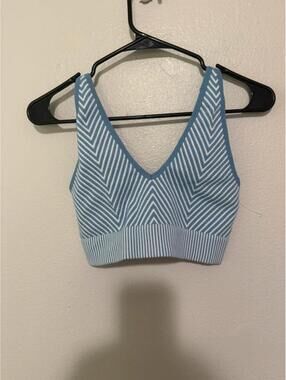 Garage cropped tank size medium